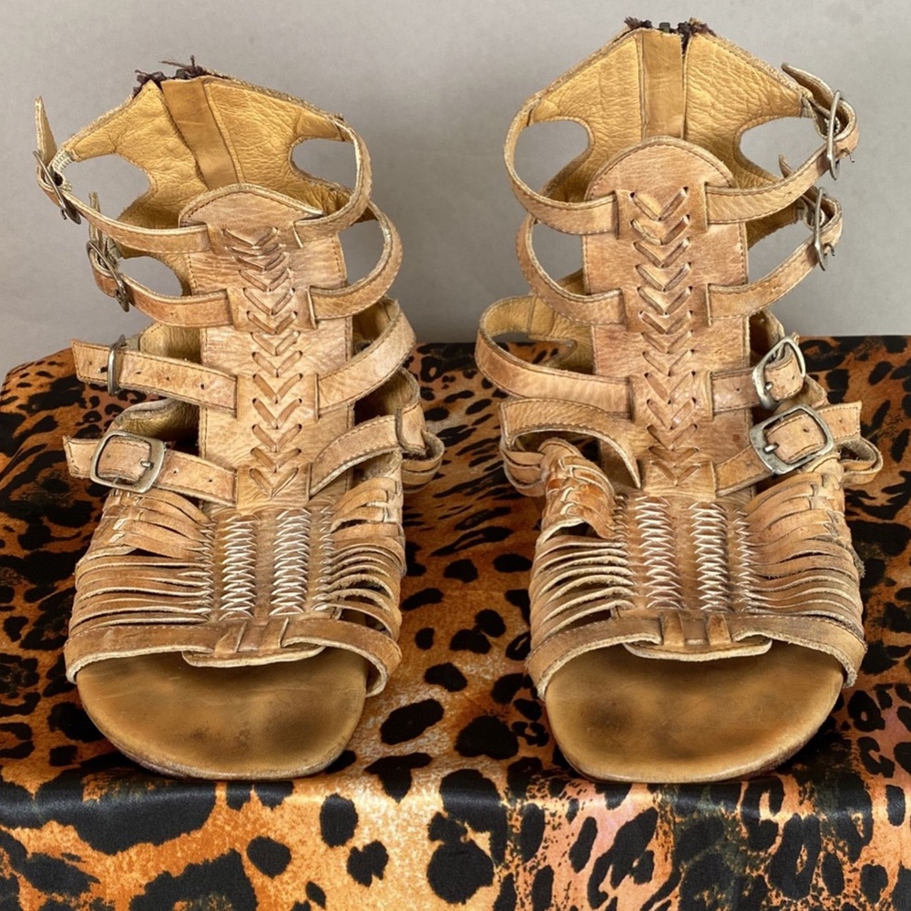 Urban Outfitters BED I STÜ Leather Zip Sandals 9